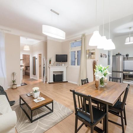 ブダペストDowntown Heart 3 Bdr, 2 Bath, A/Cアパートメント エクステリア 写真